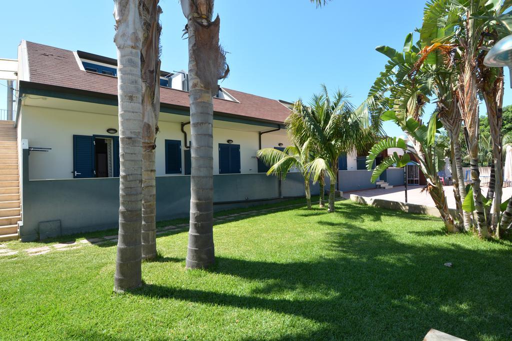 מרינה די רגוזה B&B La Castellana מראה חיצוני תמונה