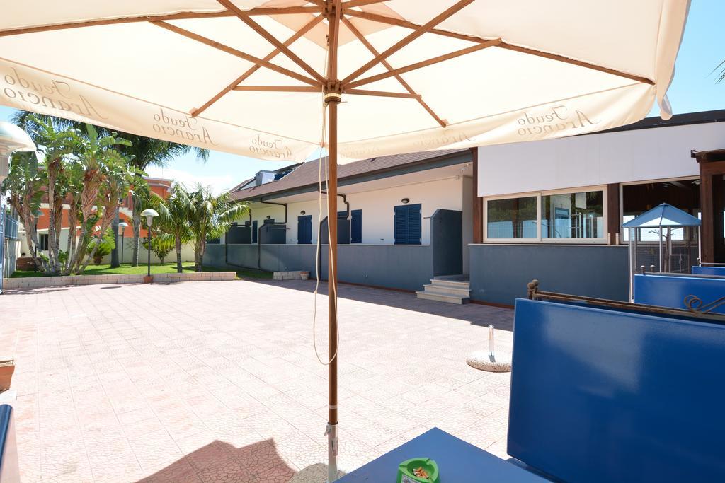מרינה די רגוזה B&B La Castellana מראה חיצוני תמונה