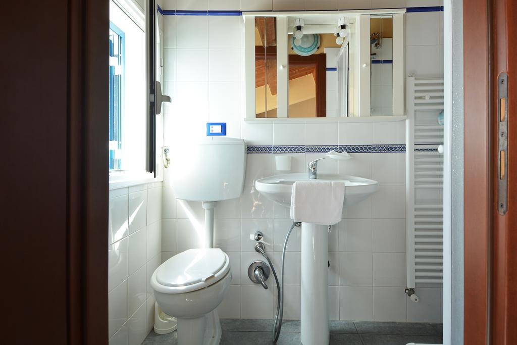 מרינה די רגוזה B&B La Castellana מראה חיצוני תמונה