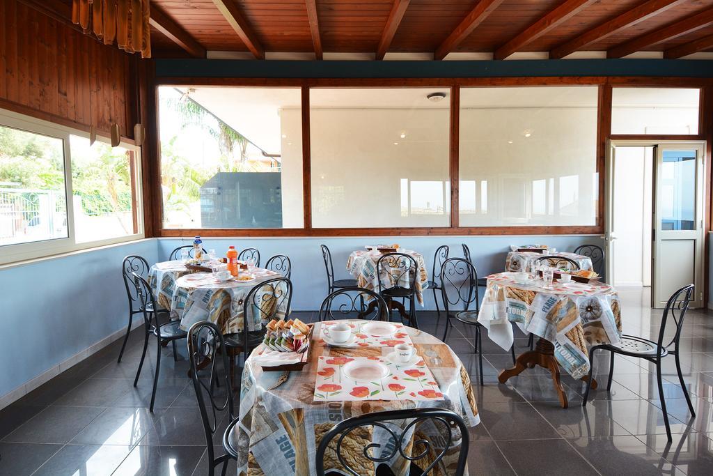 מרינה די רגוזה B&B La Castellana מראה חיצוני תמונה