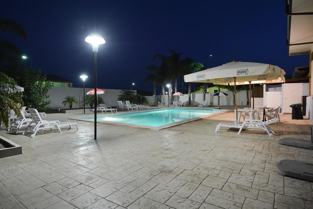 מרינה די רגוזה B&B La Castellana מראה חיצוני תמונה